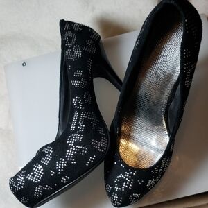 EUC Anne Michelle heels